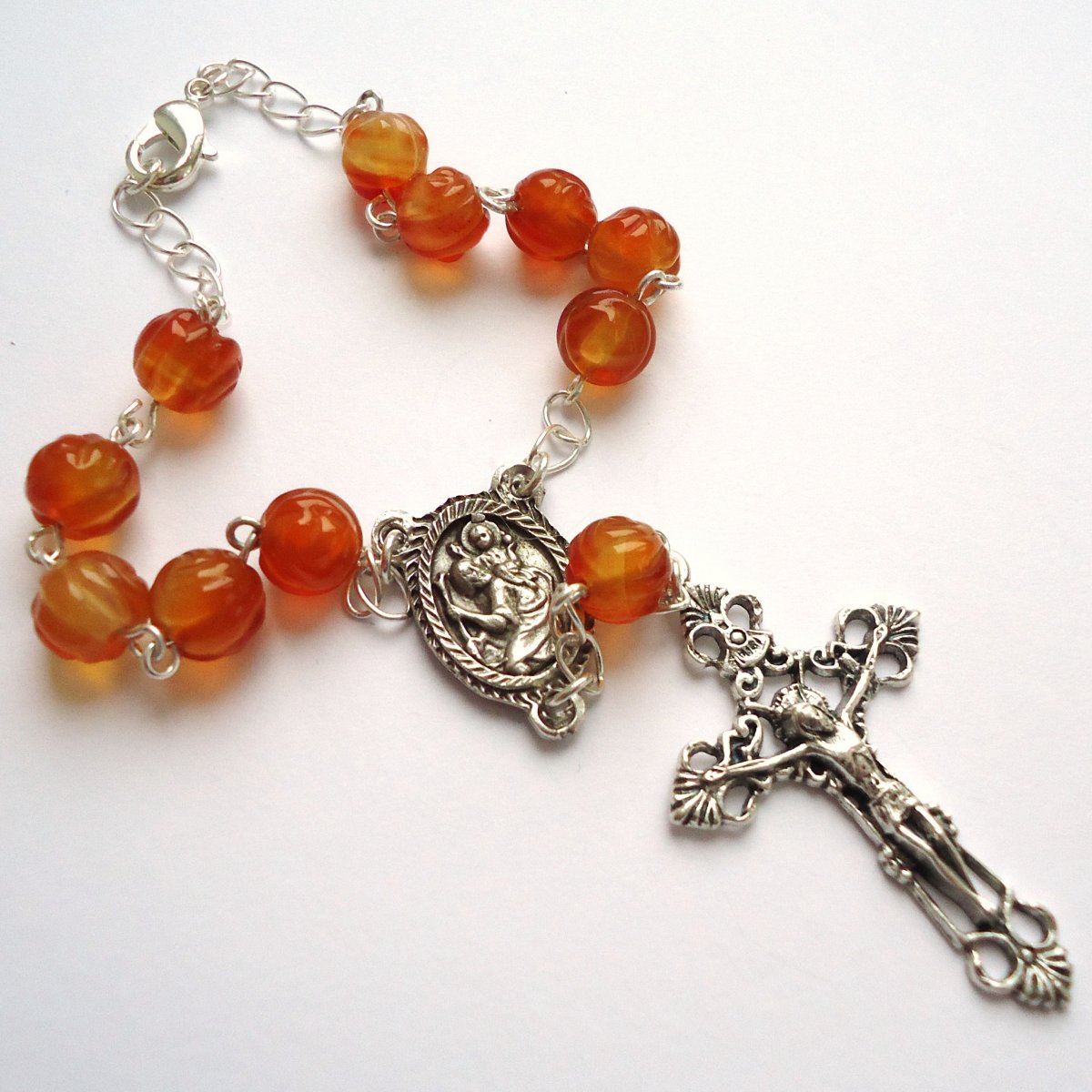 Růženec do auta se Svatým Kryštofem - karneol