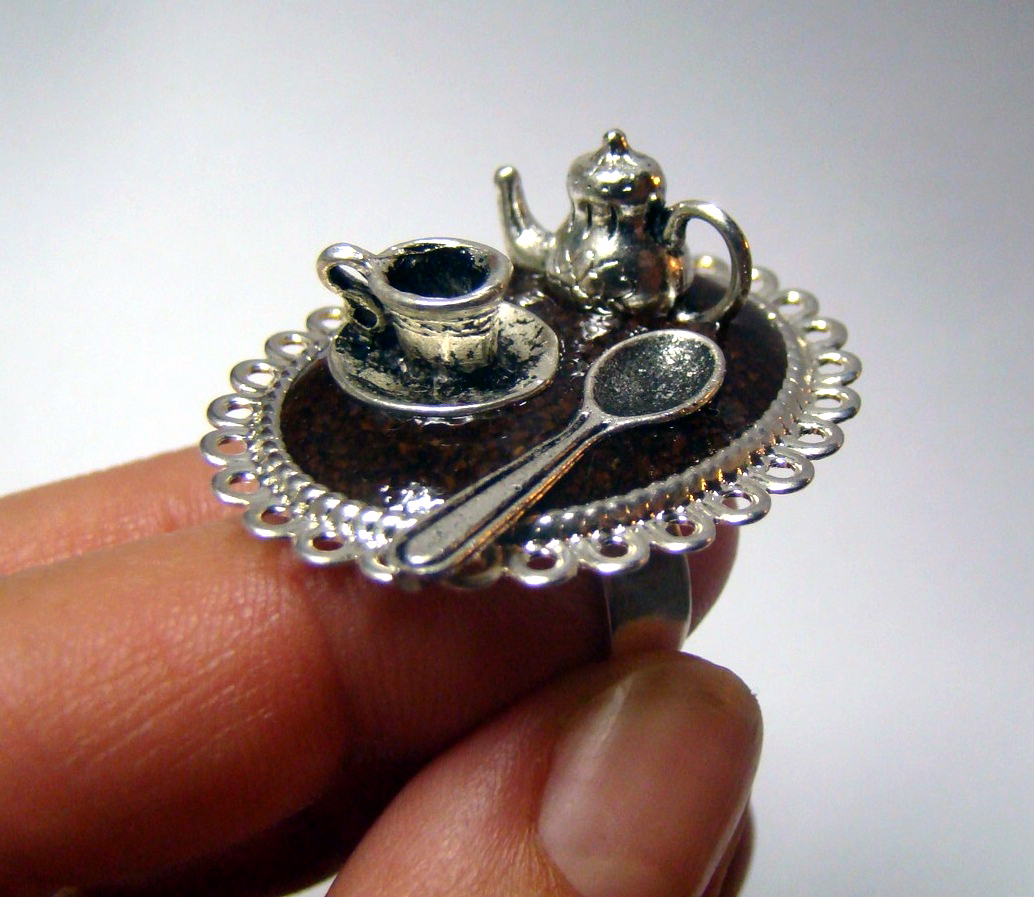 Pravá turecká! - prsten se skutečnou mletou kávou