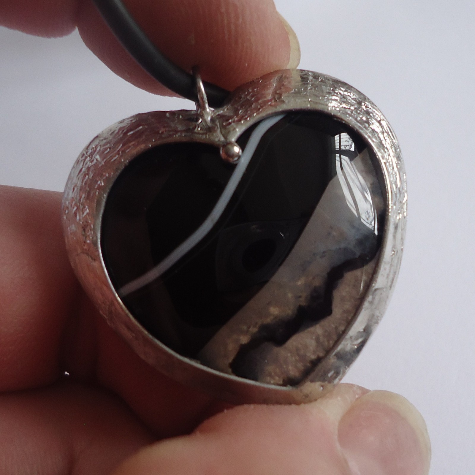 Noc a den V. (achát, onyx)