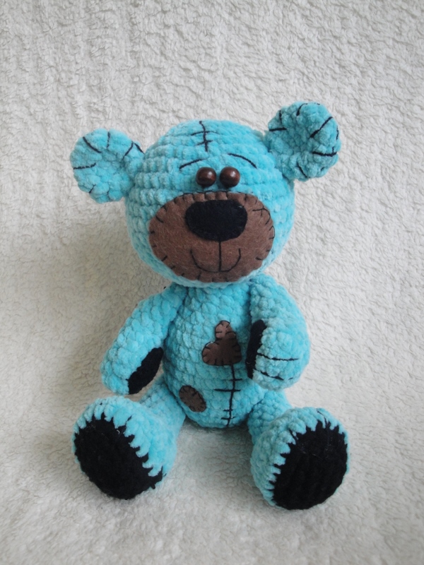 Modroučký heboučký medvídek:-)