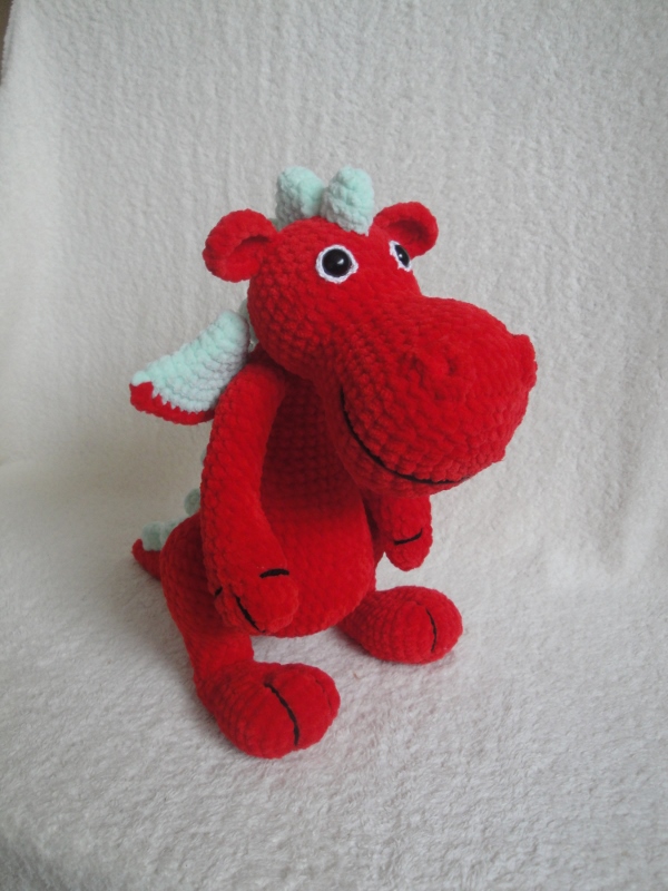 heboučký červený dráček