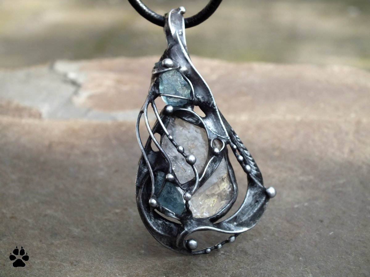 Křišťálově čistá... - křišťál, akvamarín