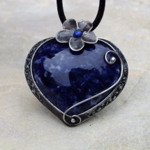 Velké srdce - sodalit,lapis lazuli