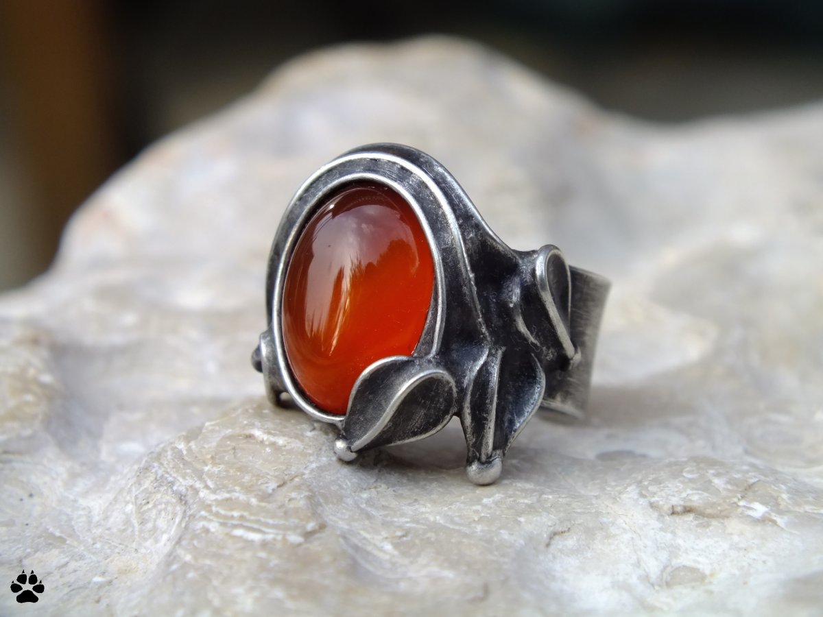 Spadané listí - prsten s karneolem