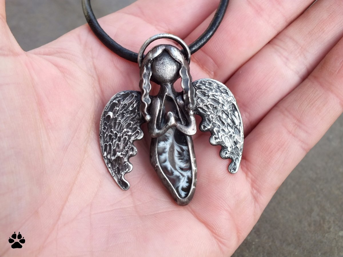 Andělka Peříčková - achát