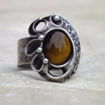 Medový - prsten s tygřím okem