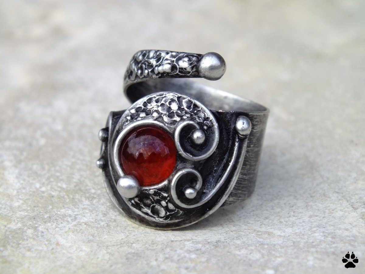 Vášnivý-prsten s granátem