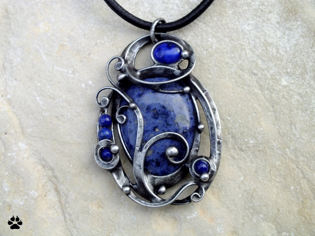 Sen noci svatojánské - dumortierit,lapis