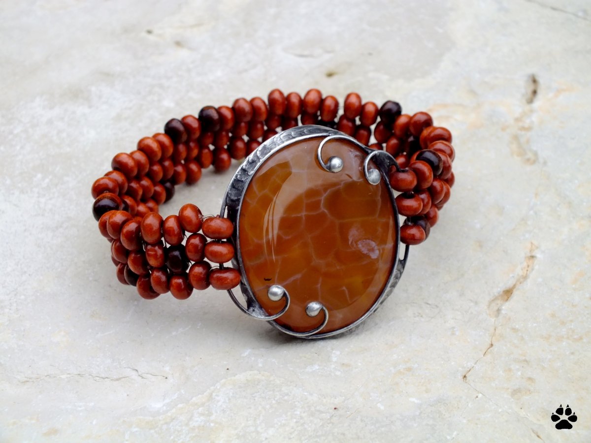 Náramek s achátem a korálkovým páskem