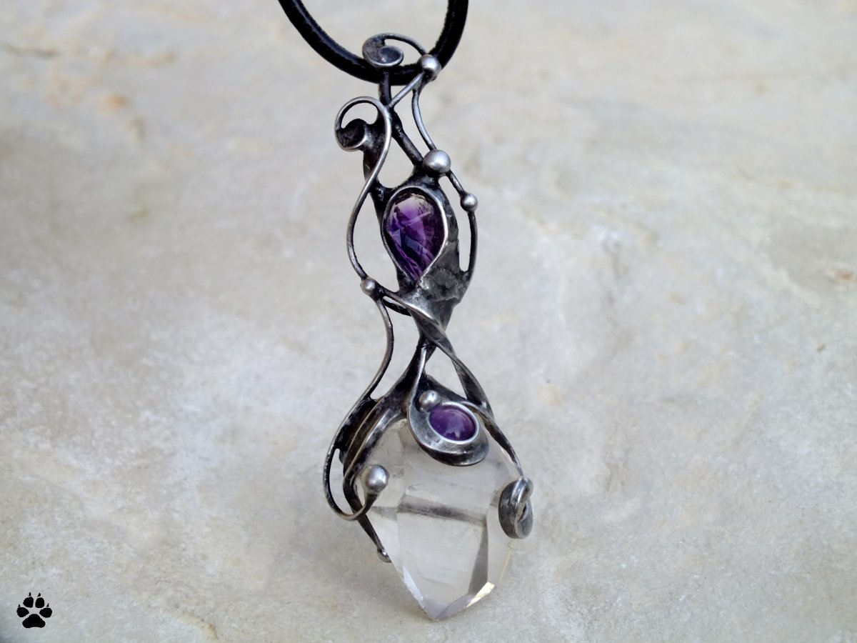 Crystals - křišťál, ametyst