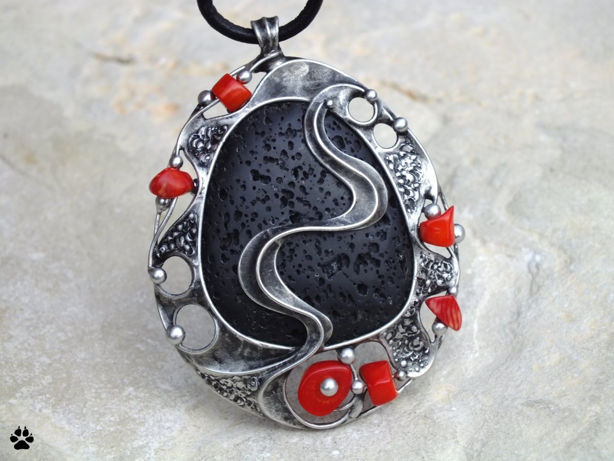 Láva a korál - náhrdelník