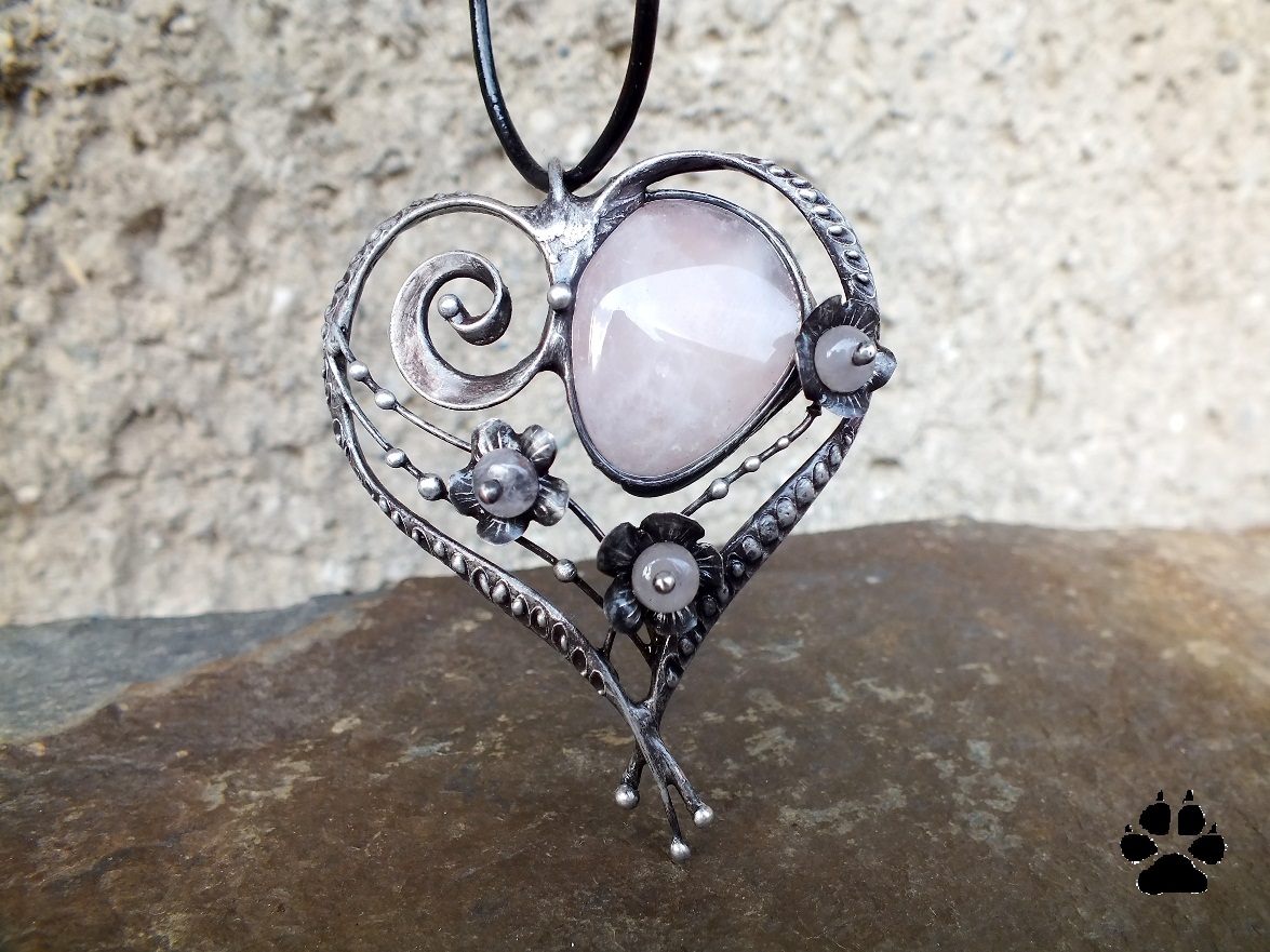 Růženínové srdce květinové