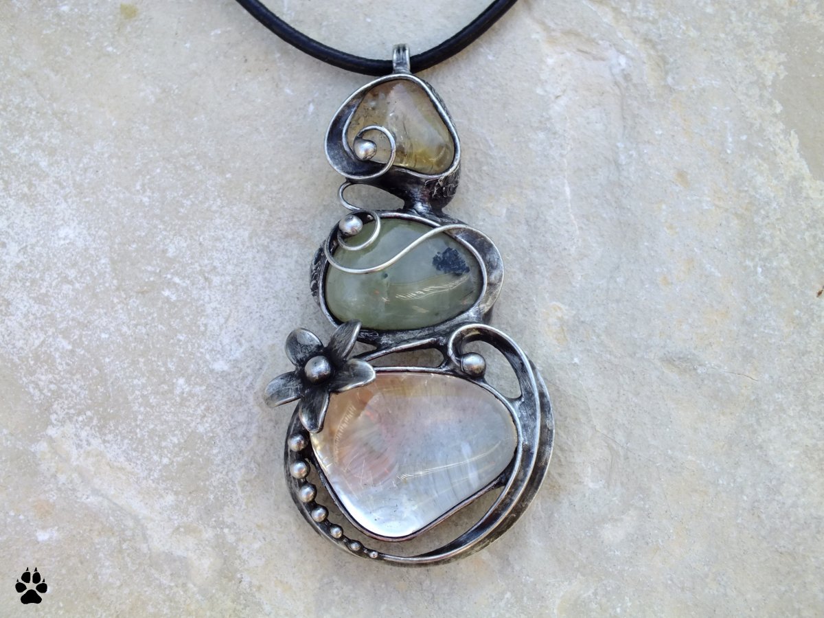 Voda s mátou a citronem-křišťál,prehnit,citrín