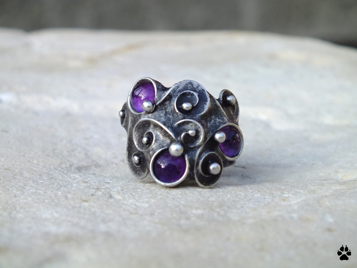 Tři bratři - prsten s ametysty