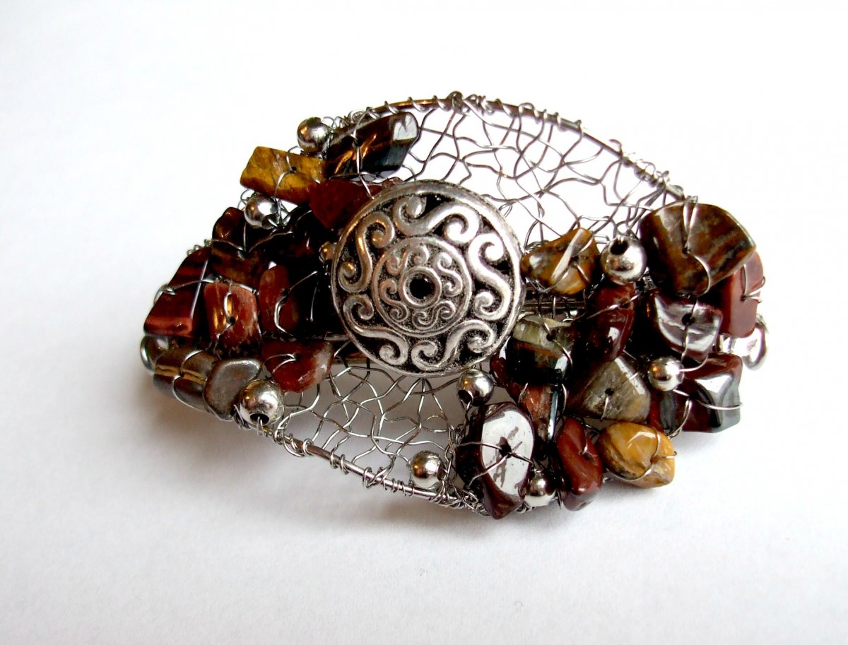 Býčí oko - kámen vitální energie.