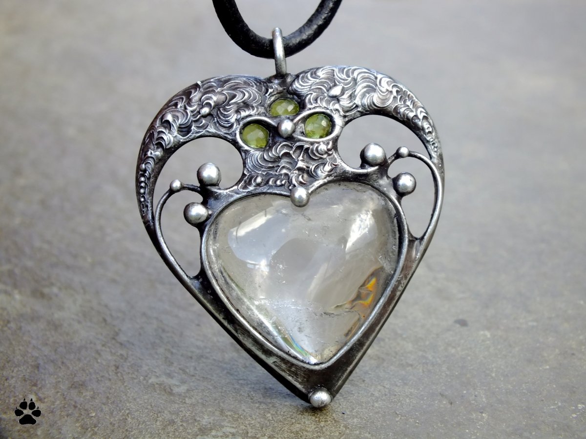 Život pod ledem - křišťál,olivín