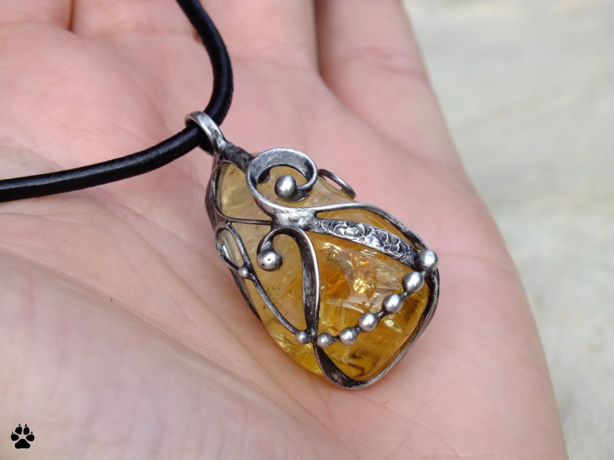 Slunce v dlani - pálený citrín