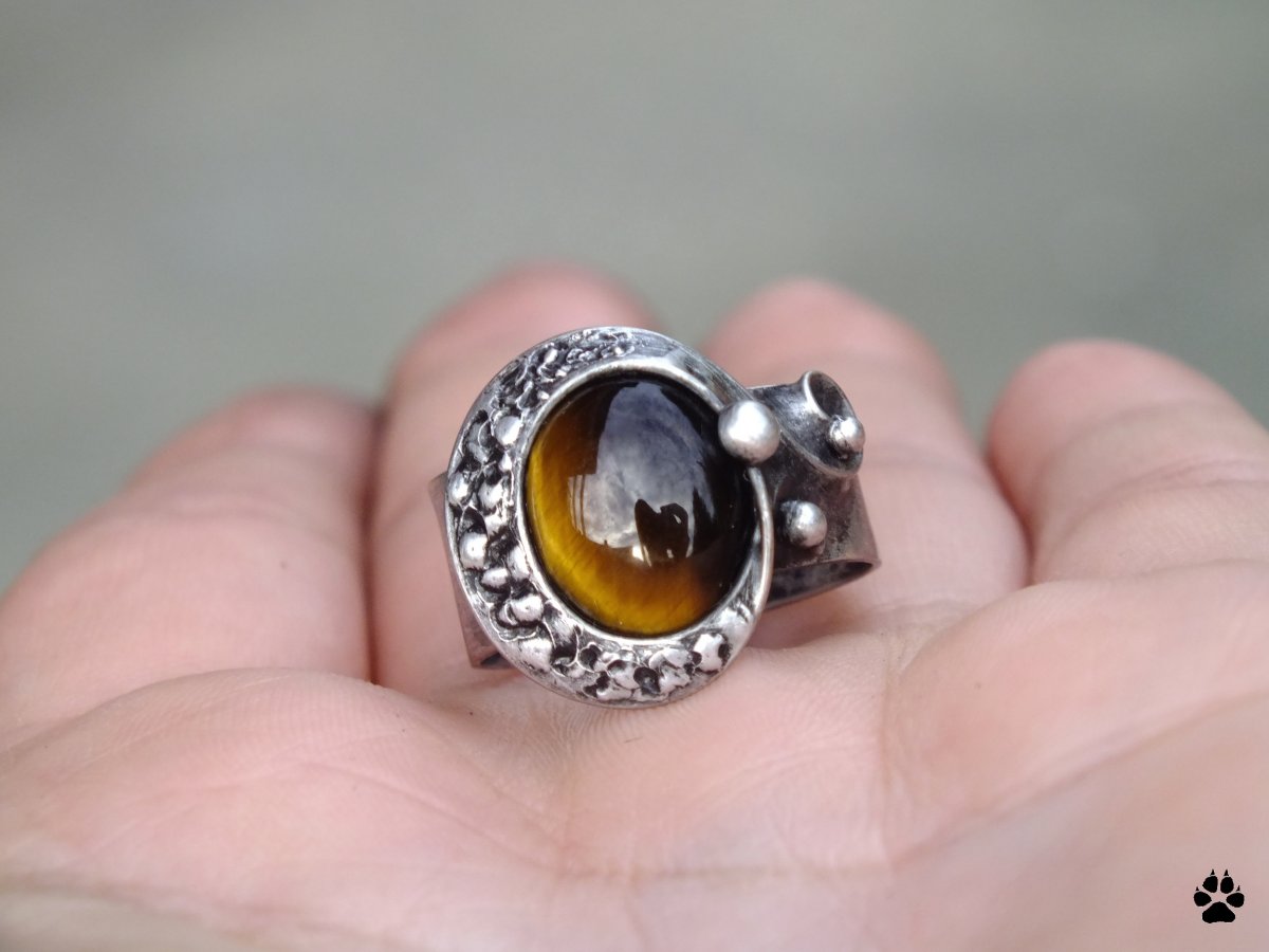 Hnědoočko - prsten s tygřím okem