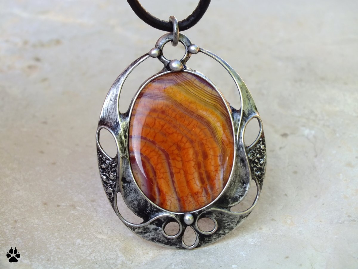 OHNIVÝ - achát ohnivý