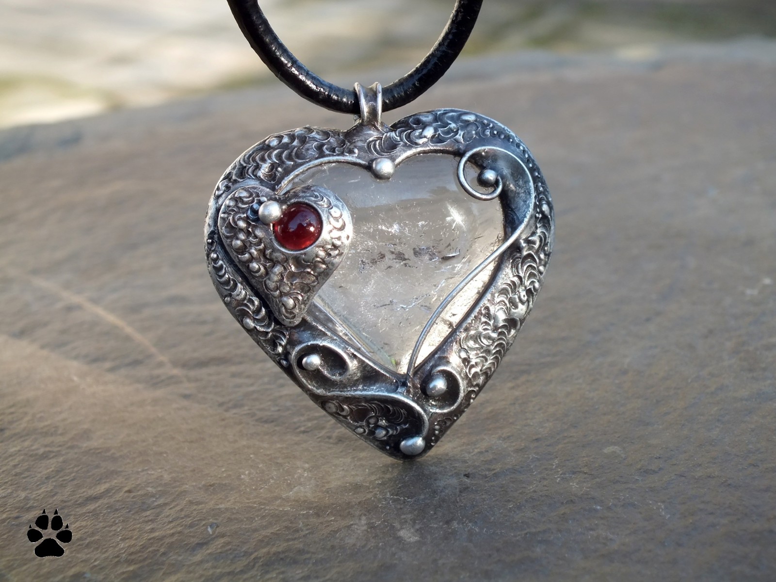 Ledové srdce - křišťál a granát