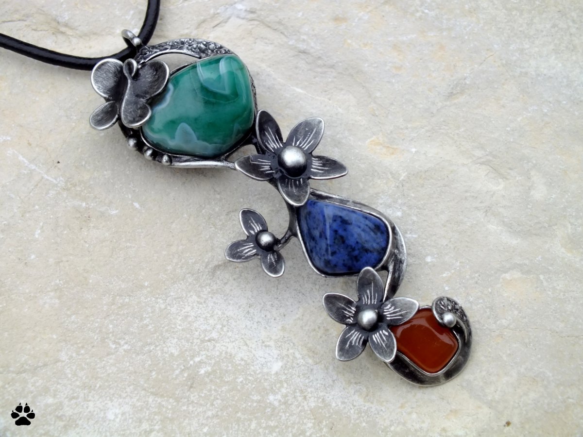 Barvy léta - achát,dumortierit,karneol