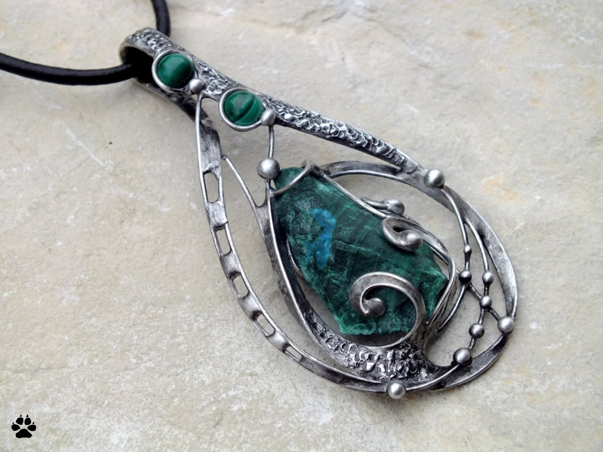 Na zelené hoře - malachit s azuritem