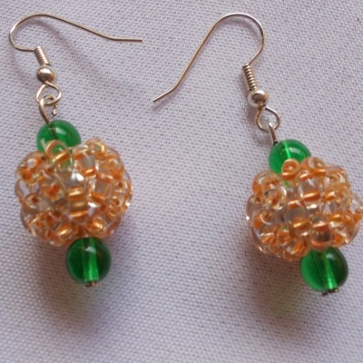 náušnice oranžová kulička