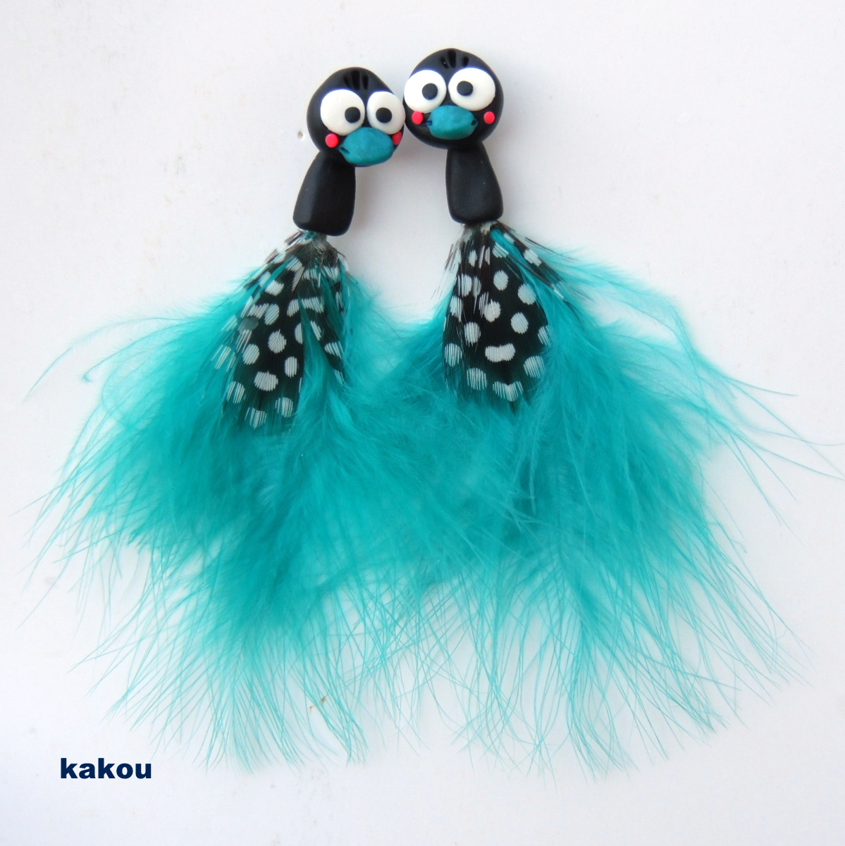 papoušek  - hurá na karneval - malinký - skrz ucho