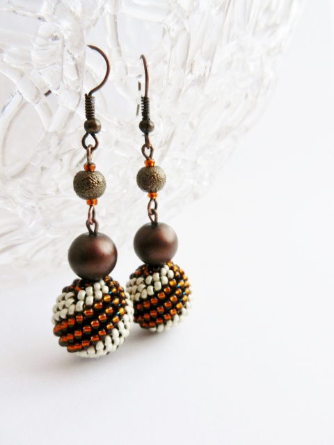 Hnědá střídání