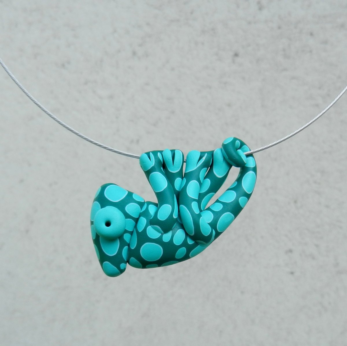 Chamík petrolejový