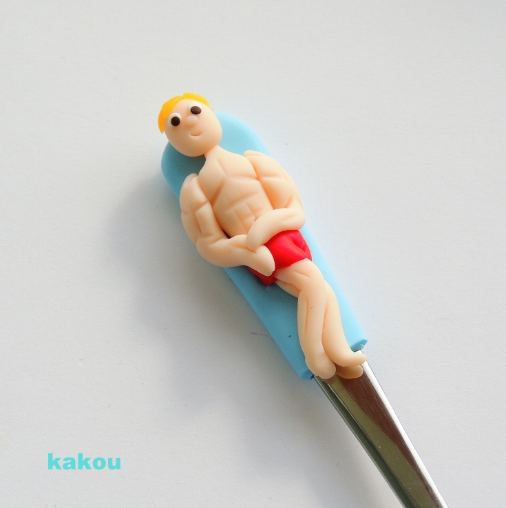 koktejlová fimo lžička arnold kulturista - rezervace