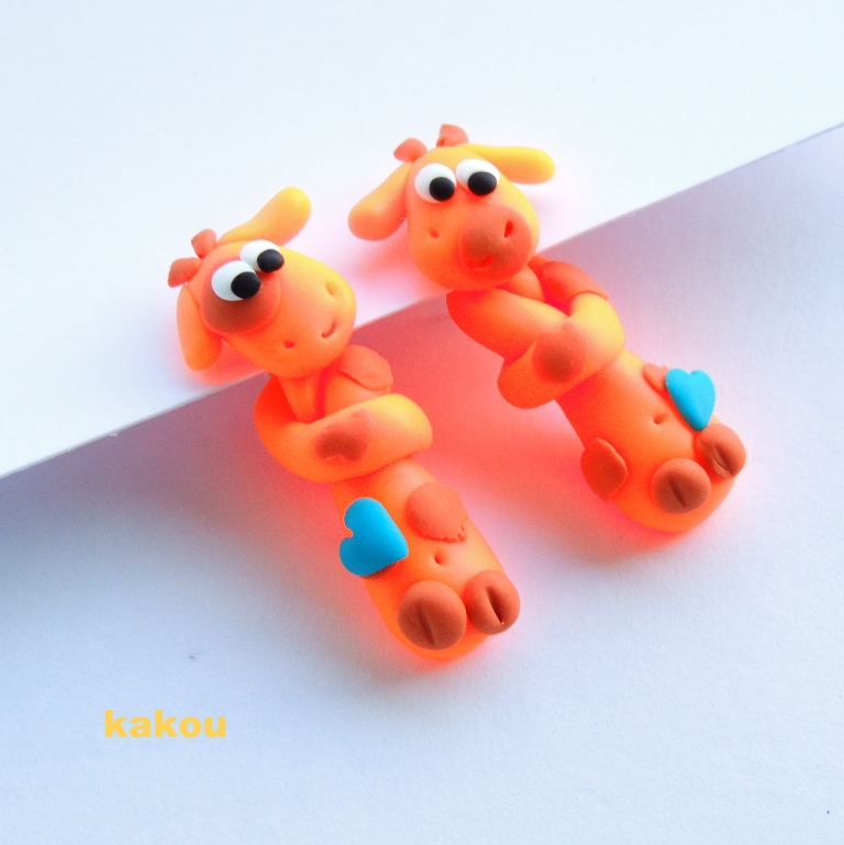 náušnice opravdu zamotaná žirafa