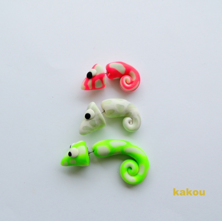 náušnice chameleon - falešný roztahovák svítící