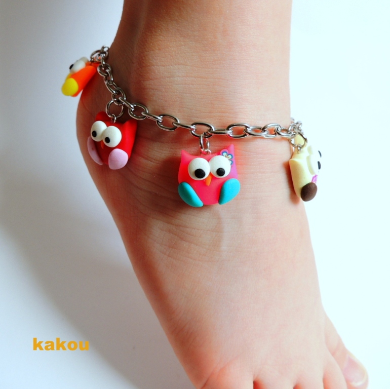 Na ruku či na kotník? Sovičkový