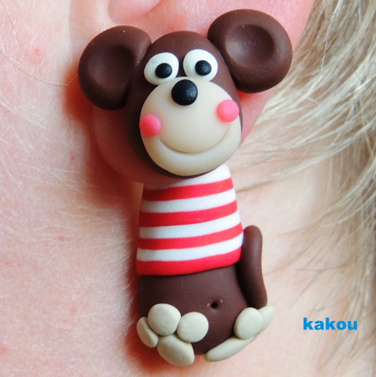 náušnice skrz ucho - opičky