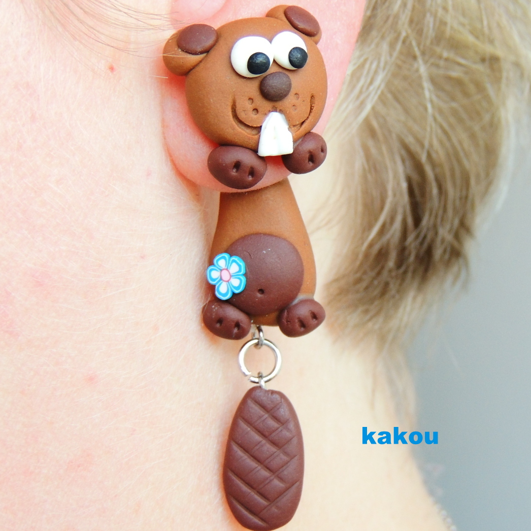 náušnice skrz ucho - bobřík