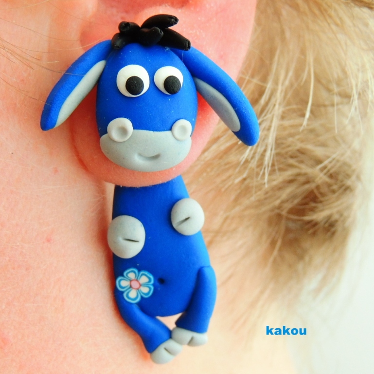 náušnice oslíci - skrz ucho