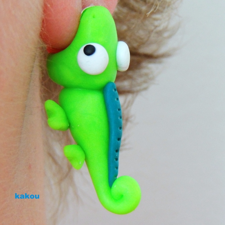 náušnice zakousnutí chameleoni (neonová zelená)