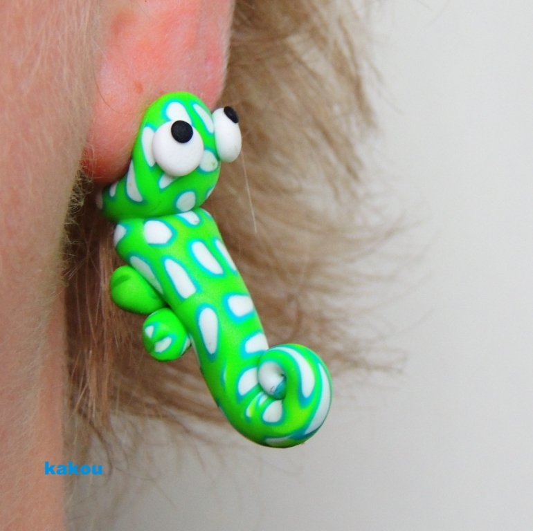 náušnice zakousnutí chameleoni (mramoroví zel./modrá)