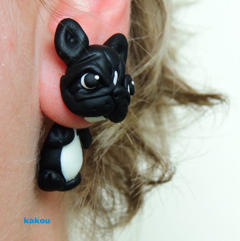 náušnice fr.buldoček - skrz ucho 