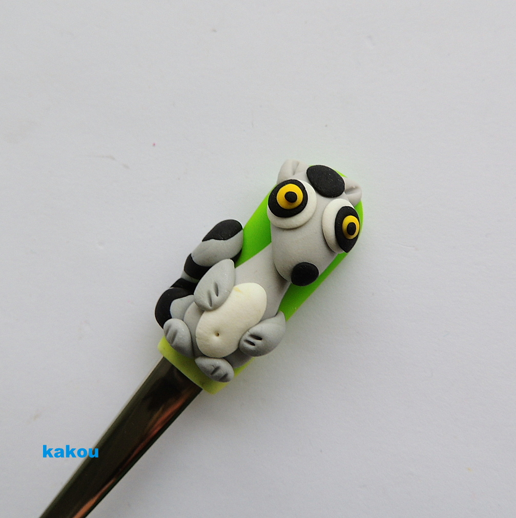 čajová fimo lžička s lemurem - REZERVACE