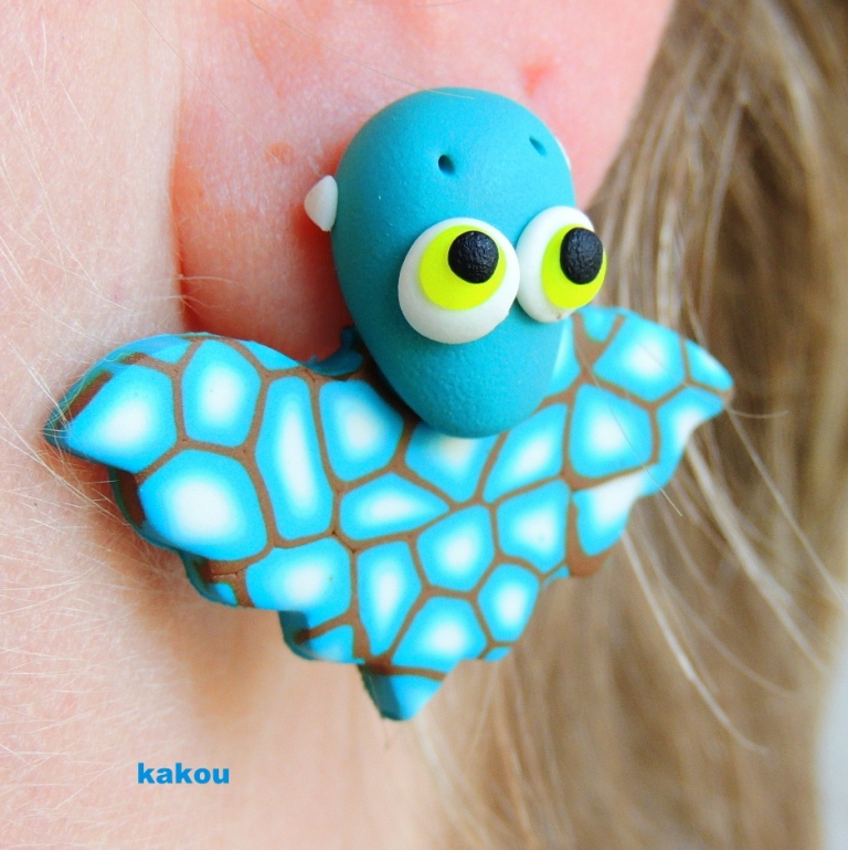 potvůrka kousavá - netopýr mocca/tyrkys