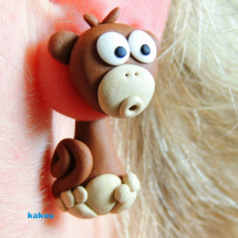 náušnice skrz ucho - opičátko