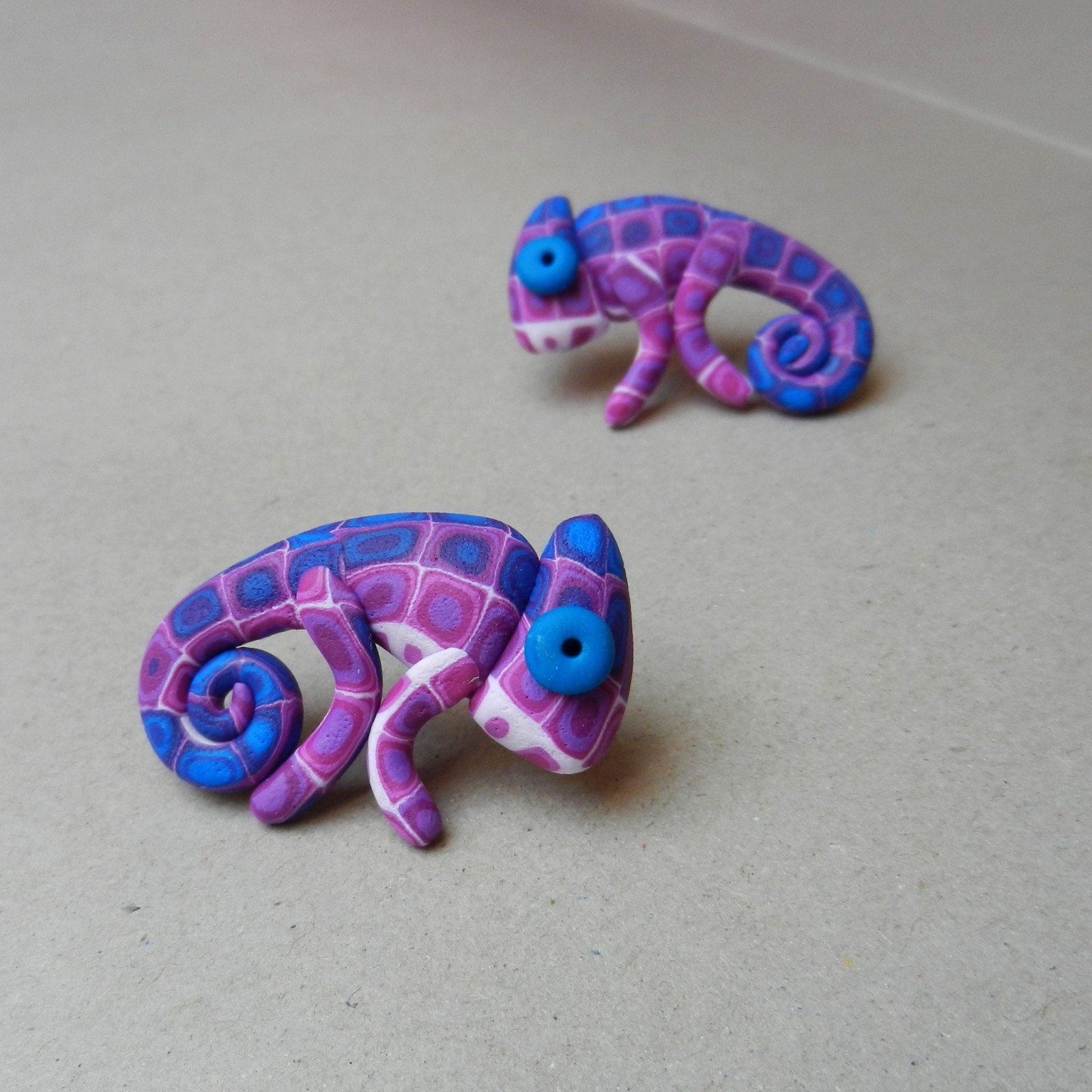 Fialovomodří chamíci do ucha 