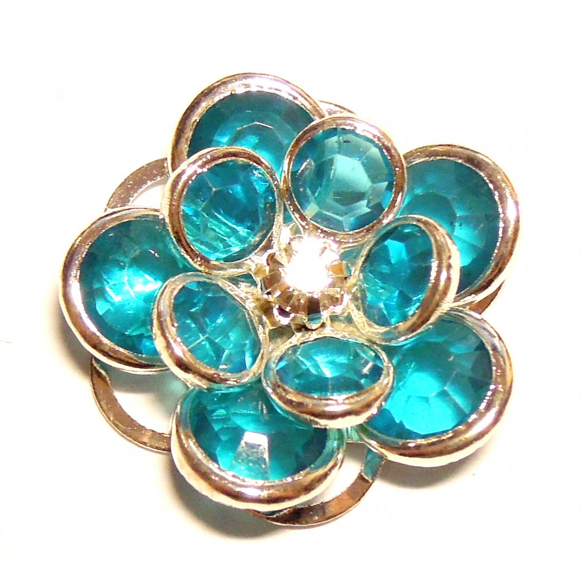 Květinka se zirkonem