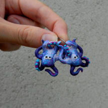 Modrofialové chobotničky do uší