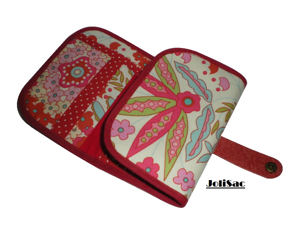 Pecky růžovomodročerné