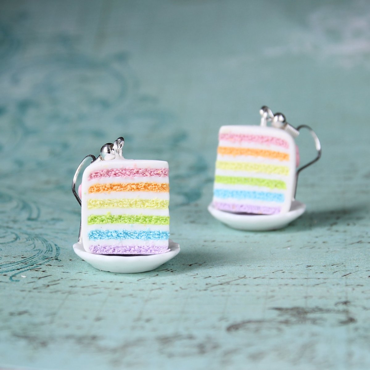 Duhové dorty se srdíčky