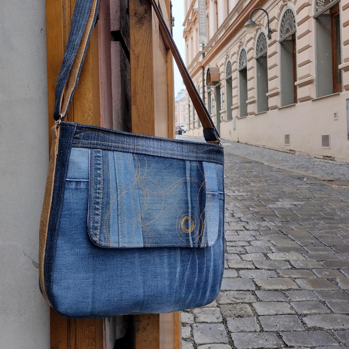 Džínová kabelka tmavá II.