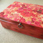 Krabice červená s úchyty - krása dřeva Vůně růží